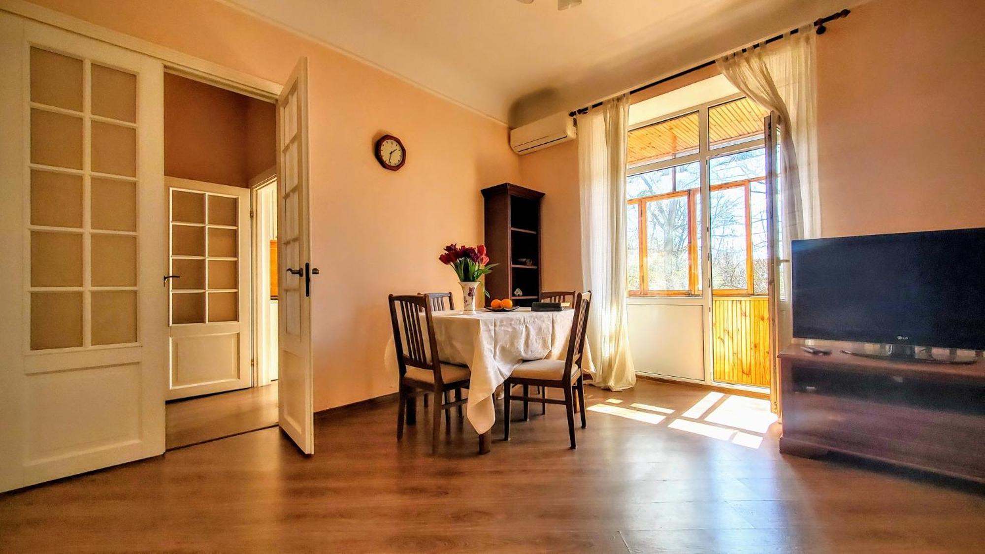 Kyiv Top Location 60M2 Apt In Old City Fast Wifi Selfchekin Экстерьер фото